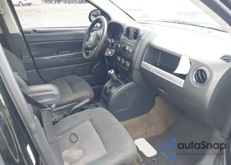 2017 Jeep Compass Sport Fwd из США, поврежденный, VIN 1C4NJCBA3HD146648